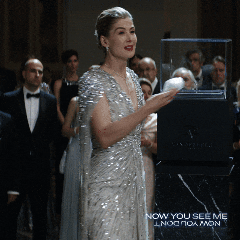 Rosamund Pike Nowyouseemenowyoudont GIF by Lionsgate