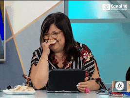 maria ines laughing GIF by Canal 10 Uruguay