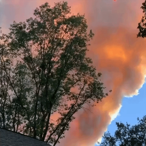 River Fire Explodes in Size, Burning Homes and Prompting Evacuations