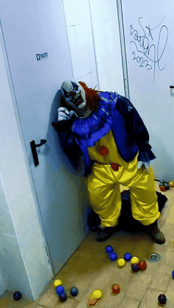 uncletheclown giphyupload horror hey clown GIF