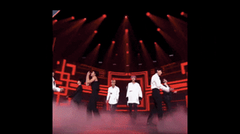 HUONGVUFTU giphyupload GIF