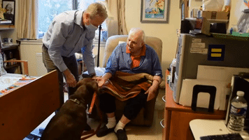 Therapy Dogs Assist Nursing Home Residents Amid COVID-19