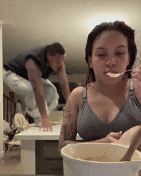 Laro GIF