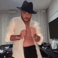 Meme Musica GIF by Guilherme e Benuto