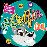 Selfie Lobos GIF by Apostólica