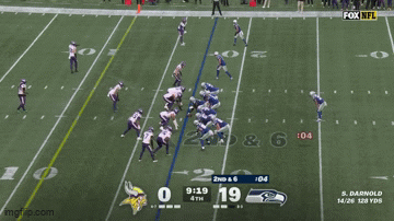kingkaps7 giphyupload kingkaps7 17 yards zachcharbon td seahawks GIF