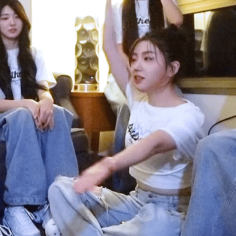 K Pop Clap GIF