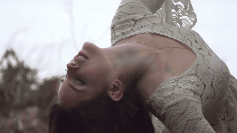 Lana Del Rey GIF