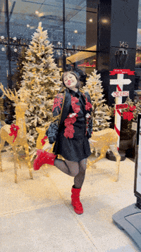 DinomiteTwins christmas tree christmas is coming christmas vibes christmas cheer GIF