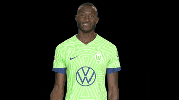 Josuha Guilavogui Hello GIF by VfL Wolfsburg