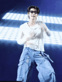 Teetee GIF