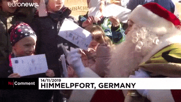 Santa Claus Letter GIF by euronews