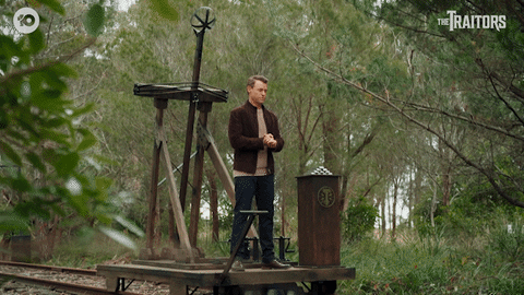 Challenge Rodger GIF by The Traitors Australia