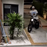 Mc 2T GIF