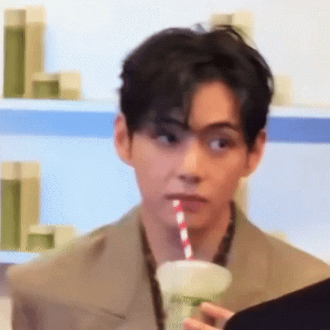 Kim Taehyung Stan Twitter GIF