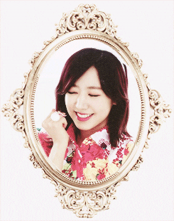 mirror GIF