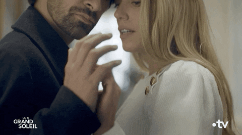 GIF by Un si grand soleil