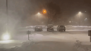 Spring Blizzard Limits Visibility in Bismarck