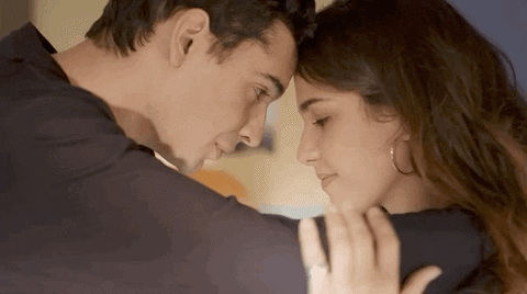 couple love GIF by Un si grand soleil