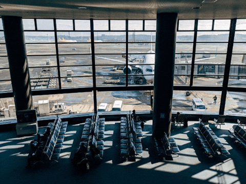 marco93899 giphygifmaker giphyattribution travel airport GIF