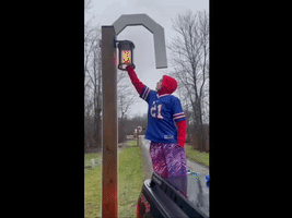Buffalo Bills Fans Pay Tribute to Damar Hamlin in Western New York
