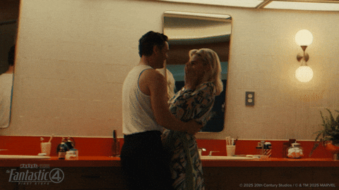 Fantastic Four Kiss GIF by Marvel Studios
