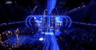 steracteur GIF by vrt