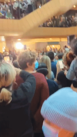 Surprise Ed Sheeran Concert Fills Halls of Melbourne Children's Hospital
