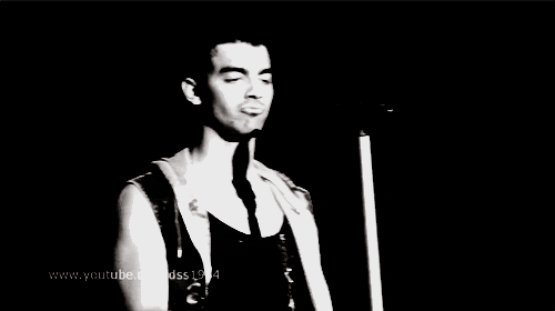 joe jonas GIF