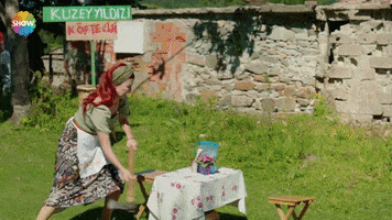 Angry Aslihan Guner GIF by Show TV