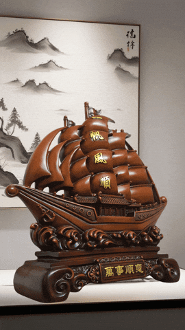 Thuyền buồm phong thủy màu giả gỗ