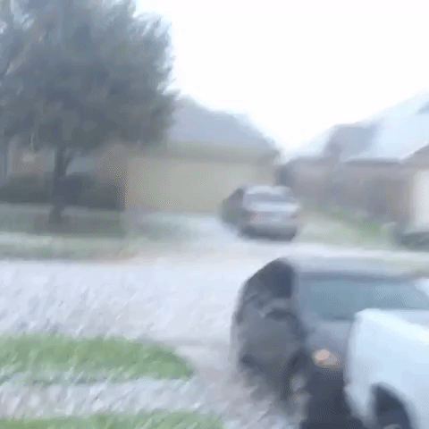 Golf-Ball-Sized Hail Smashes Car Windshields in Texas