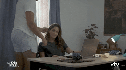 Morning Love GIF by Un si grand soleil