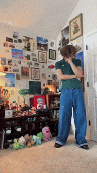 Hudsonstuffy GIF