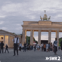 SWR2 dance berlin d i GIF