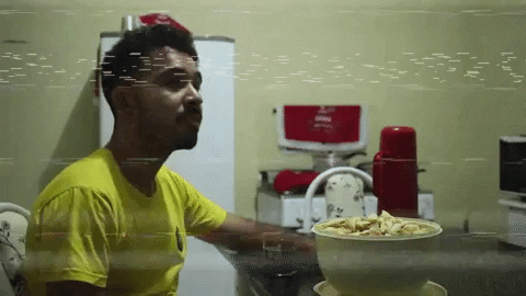 AprendacomEdu giphygifmaker youtube eating cafe GIF