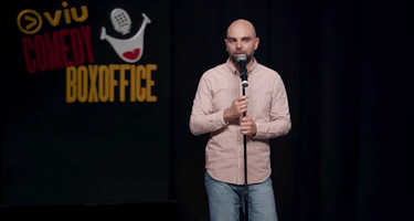 Comedy stand up