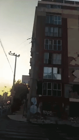 Earthquake Causes Further Damage to Weakened Building in Mexico City