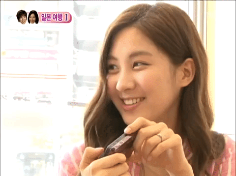 Girls Generation Yongseo Couple GIF