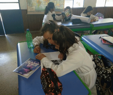 gretelbeatriz giphygifmaker GIF