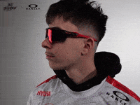 Hydra Oakley GIF by 100 Thieves