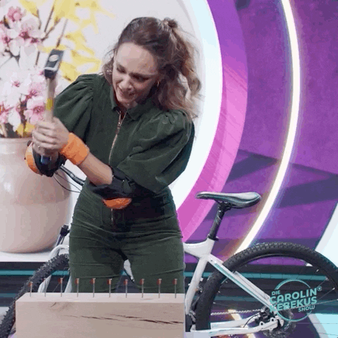 Power Working GIF by Die Carolin Kebekus Show