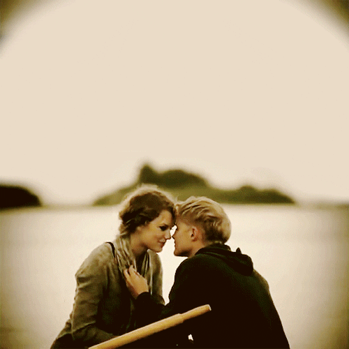 taylor swift photos GIF