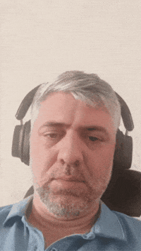 Ruslandro GIF