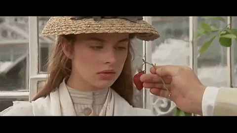 mataduarte giphygifmaker strawberry tess GIF