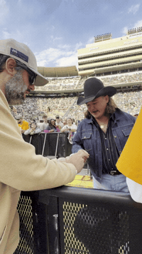 Autograph GIF by Mstokie50