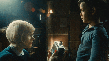 thefabelmans camera steven spielberg michelle williams universal pictures GIF