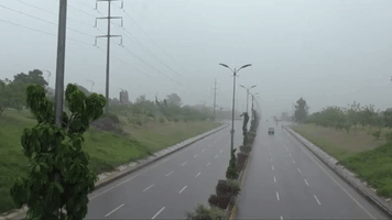 Monsoon Brings Flood, but Also Some Relief, in Wake of Islamabad Heatwave