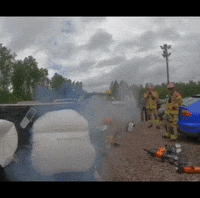 Car Fireman GIF by Stadinbrankkari