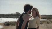 unsigrandsoleil love kiss couple unsigrandsoleil GIF